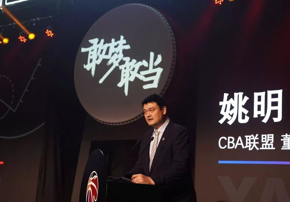 以徐克为例，华谊、博纳、乐视都有合作，都有不重样的;绑定，换句话说，没有一家具备在连续的时间线里持续占有徐克品牌价值的实际控制力
